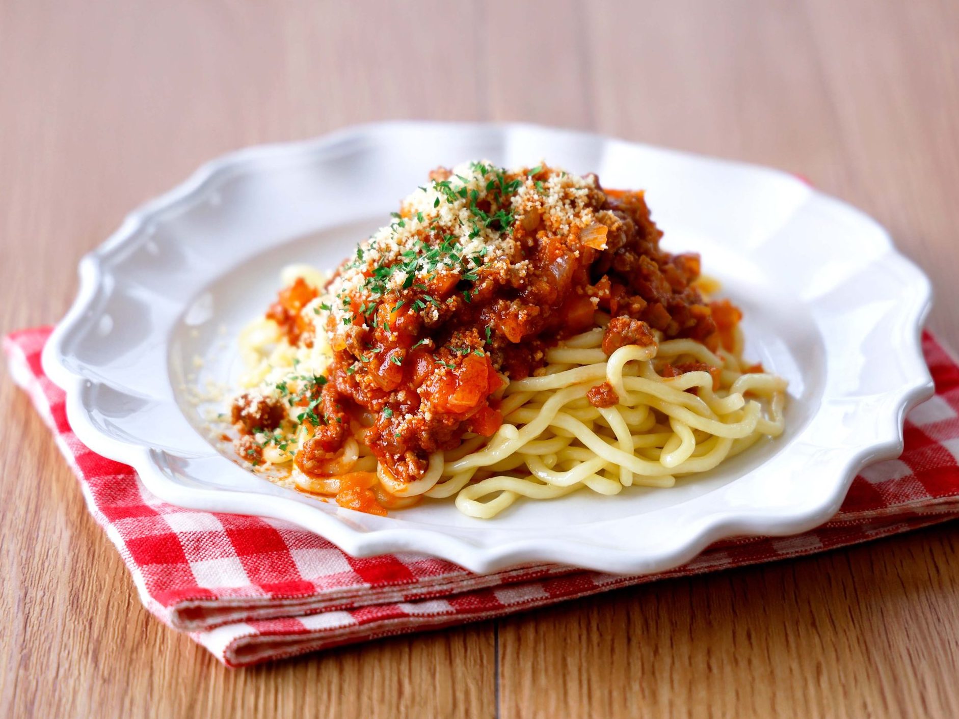 有機トマトで作るミートソースパスタ